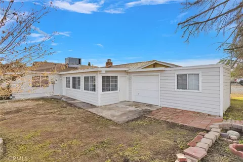 Exterior - 14866 Nokomis Rd, Apple Valley, CA 92307 photo 7 of 8