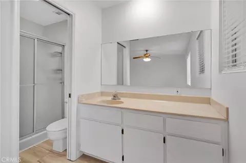 Bath - 14866 Nokomis Rd, Apple Valley, CA 92307 photo 3 of 4