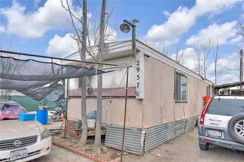 29570 13 Th St, Nuevo, CA 92567 photo 15