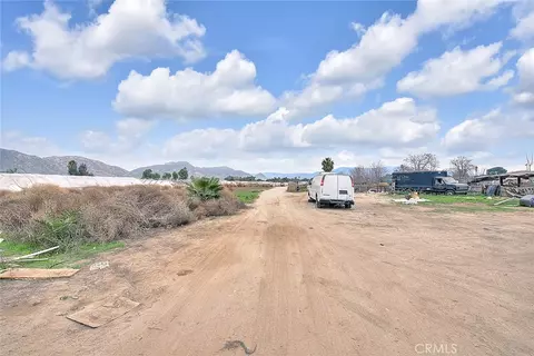 29570 13 Th St, Nuevo, CA 92567 photo 14