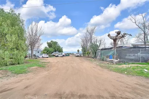 29570 13 Th St, Nuevo, CA 92567 photo 4