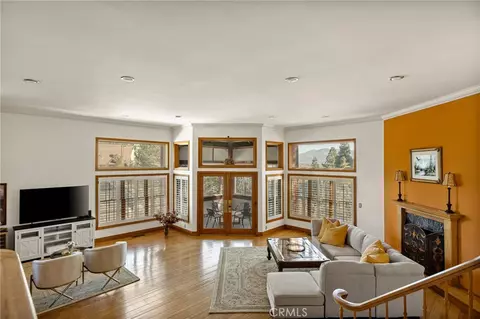 971 Grass Vly, Lake Arrowhead, CA 92352
