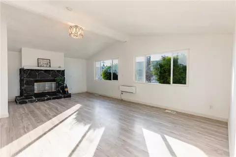 1241 N East #216, Anaheim, CA 92805