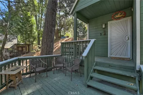 Exterior - 29591 Hook Creek Rd, Cedar Glen, CA 92321 photo 5 of 13