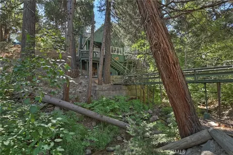 Exterior - 29591 Hook Creek Rd, Cedar Glen, CA 92321 photo 13 of 13