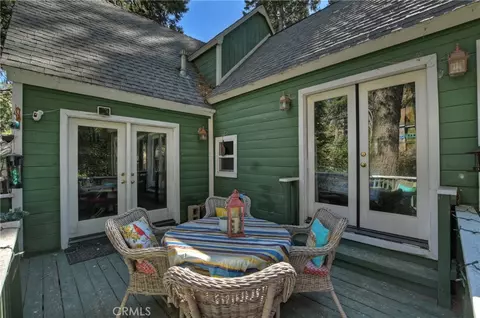 Exterior - 29591 Hook Creek Rd, Cedar Glen, CA 92321 photo 3 of 13