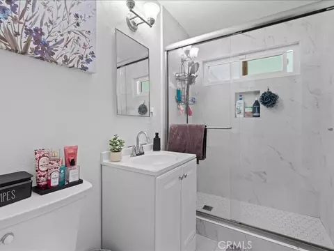 Bath - 27111 Millar, Highland, CA 92346 photo 1 of 1