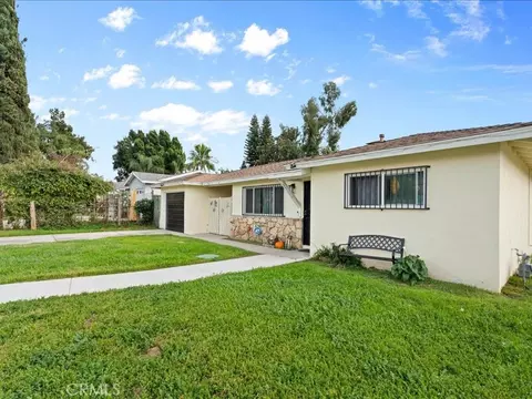 27111 Millar, Highland, CA 92346 photo 3