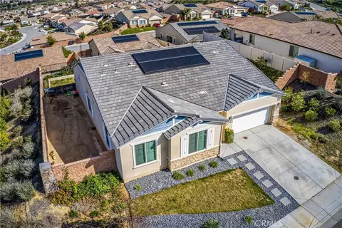View/Area - 1512 Yucca Ct, Calimesa, CA 92320 photo 1 of 6