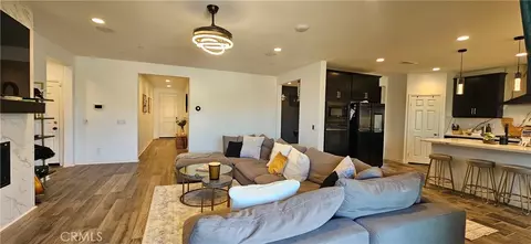 Entry Way - 1512 Yucca Ct, Calimesa, CA 92320 photo 1 of 5