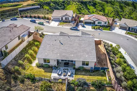 View/Area - 1512 Yucca Ct, Calimesa, CA 92320 photo 4 of 6