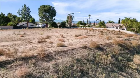 6204 Claridge Dr, Riverside, CA 92506 photo 11