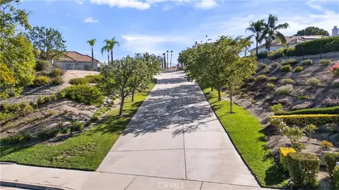 6204 Claridge Dr, Riverside, CA 92506 photo 2