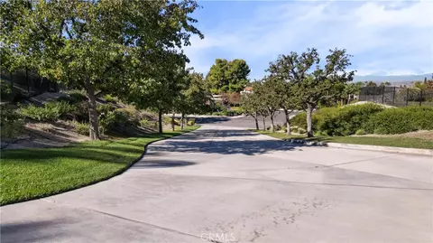 6204 Claridge Dr, Riverside, CA 92506 photo 16