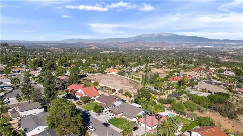6204 Claridge Dr, Riverside, CA 92506 photo 20