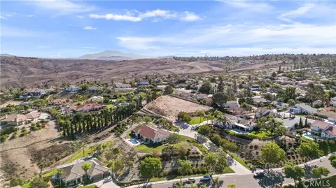 6204 Claridge Dr, Riverside, CA 92506 photo 26