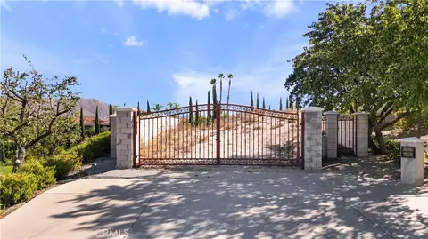 6204 Claridge Dr, Riverside, CA 92506 photo 7