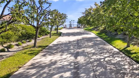 6204 Claridge Dr, Riverside, CA 92506 photo 6