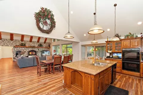 42143 Winter Park, Big Bear Lake, CA 92315 photo 8