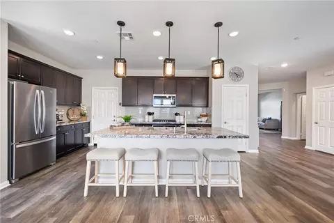 24572 Acadia Dr, Corona, CA 92883