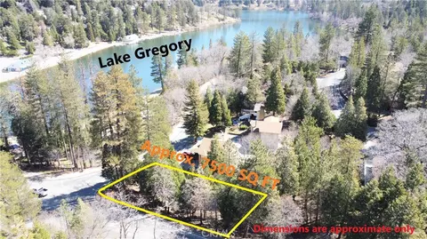 24155 San Moritz Dr, Crestline, CA 92325 photo 2