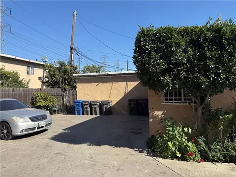 Exterior - 45 E 69th Way, Long Beach, CA 90805 photo 9 of 10