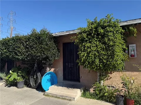 Exterior - 45 E 69th Way, Long Beach, CA 90805 photo 6 of 10