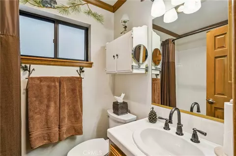 Bath - 184 Massive, Lake Arrowhead, CA 92317 photo 1 of 1