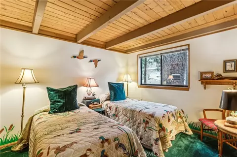 Bedroom - 184 Massive, Lake Arrowhead, CA 92317 photo 2 of 3
