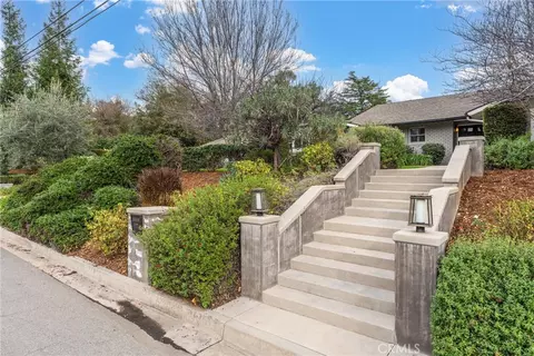 Exterior - 12669 Valley View Ln, Redlands, CA 92373 photo 2 of 19