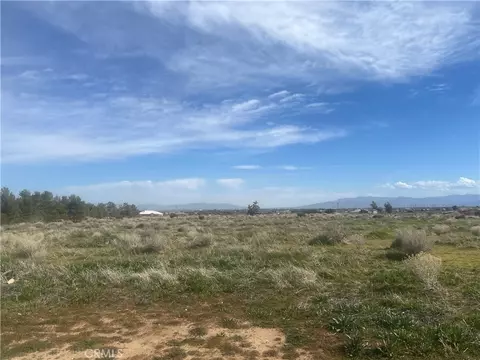 0 Vinton, Phelan, CA 92371 photo 2
