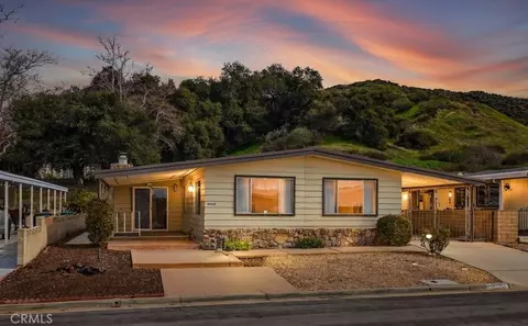 10322 Chisholm Trl, Cherry Valley, CA 92223