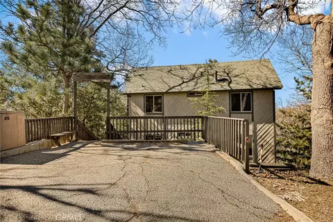 Exterior - 1256 Grass Vly, Lake Arrowhead, CA 92352 photo 1 of 7