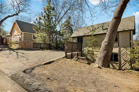 Exterior - 1256 Grass Vly, Lake Arrowhead, CA 92352 photo 4 of 7