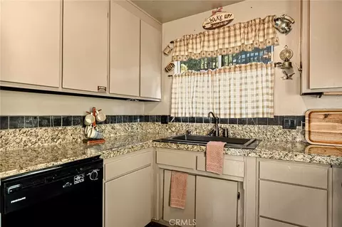 1256 Grass Vly, Lake Arrowhead, CA 92352 photo 13