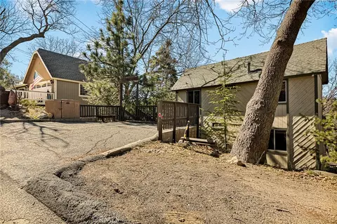 Exterior - 1256 Grass Vly, Lake Arrowhead, CA 92352 photo 3 of 7