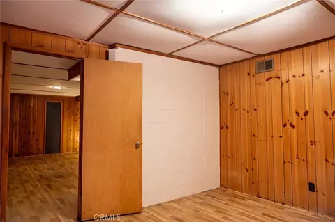 Bedroom - 24738 Nestal Ct, Crestline, CA 92325 photo 9 of 10