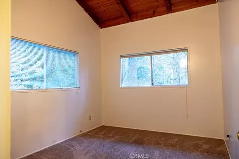 Bedroom - 24738 Nestal Ct, Crestline, CA 92325 photo 3 of 10