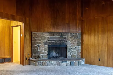 Living - 24738 Nestal Ct, Crestline, CA 92325 photo 2 of 6