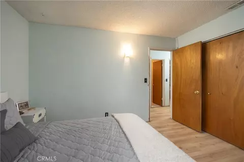 Bedroom - 332 Grenfall Ln, Big Bear City, CA 92314 photo 4 of 5