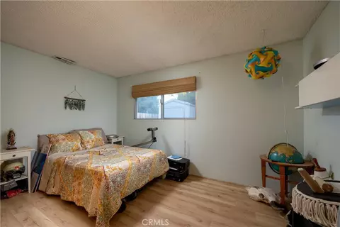 Bedroom - 332 Grenfall Ln, Big Bear City, CA 92314 photo 5 of 5