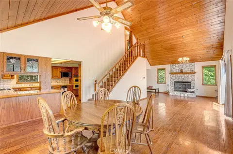 Dining - 1227 Portillo Ln, Lake Arrowhead, CA 92352 photo 1 of 2