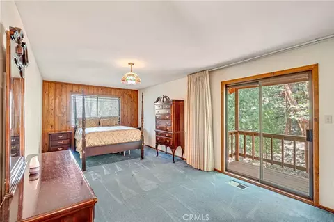 Bedroom - 1227 Portillo Ln, Lake Arrowhead, CA 92352 photo 1 of 5