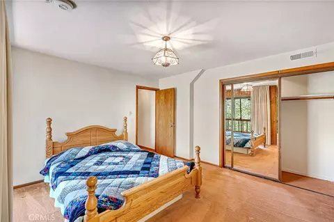 Bedroom - 1227 Portillo Ln, Lake Arrowhead, CA 92352 photo 5 of 5
