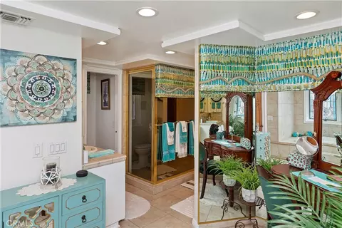 Bath - 3694 Parkside, San Bernardino, CA 92404 photo 4 of 5