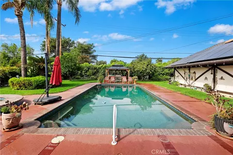 Exterior - 3694 Parkside, San Bernardino, CA 92404 photo 13 of 16