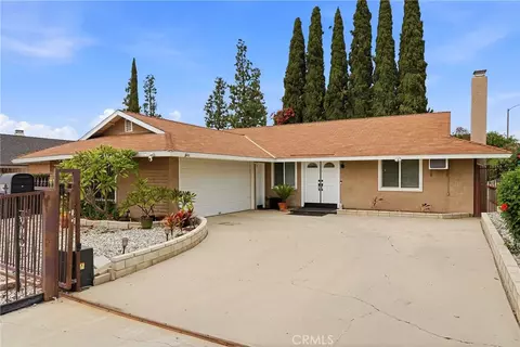 19245 E Campton, West Covina, CA 91792