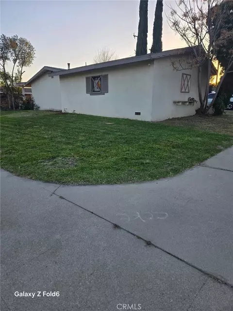 Exterior - 461 W Scott St, Rialto, CA 92376 photo 1 of 1