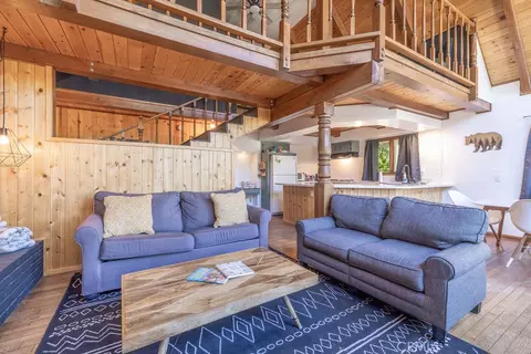 Living - 721 Bear Mountain Rd, Big Bear City, CA 92314 photo 3 of 4