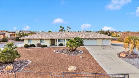 17814 Mesa St, Hesperia, CA 92345